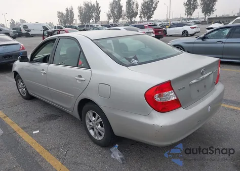 2004 Toyota Camry Le V6/Xle V6 from USA, damaged, VIN 4T1BF32KX4U067741